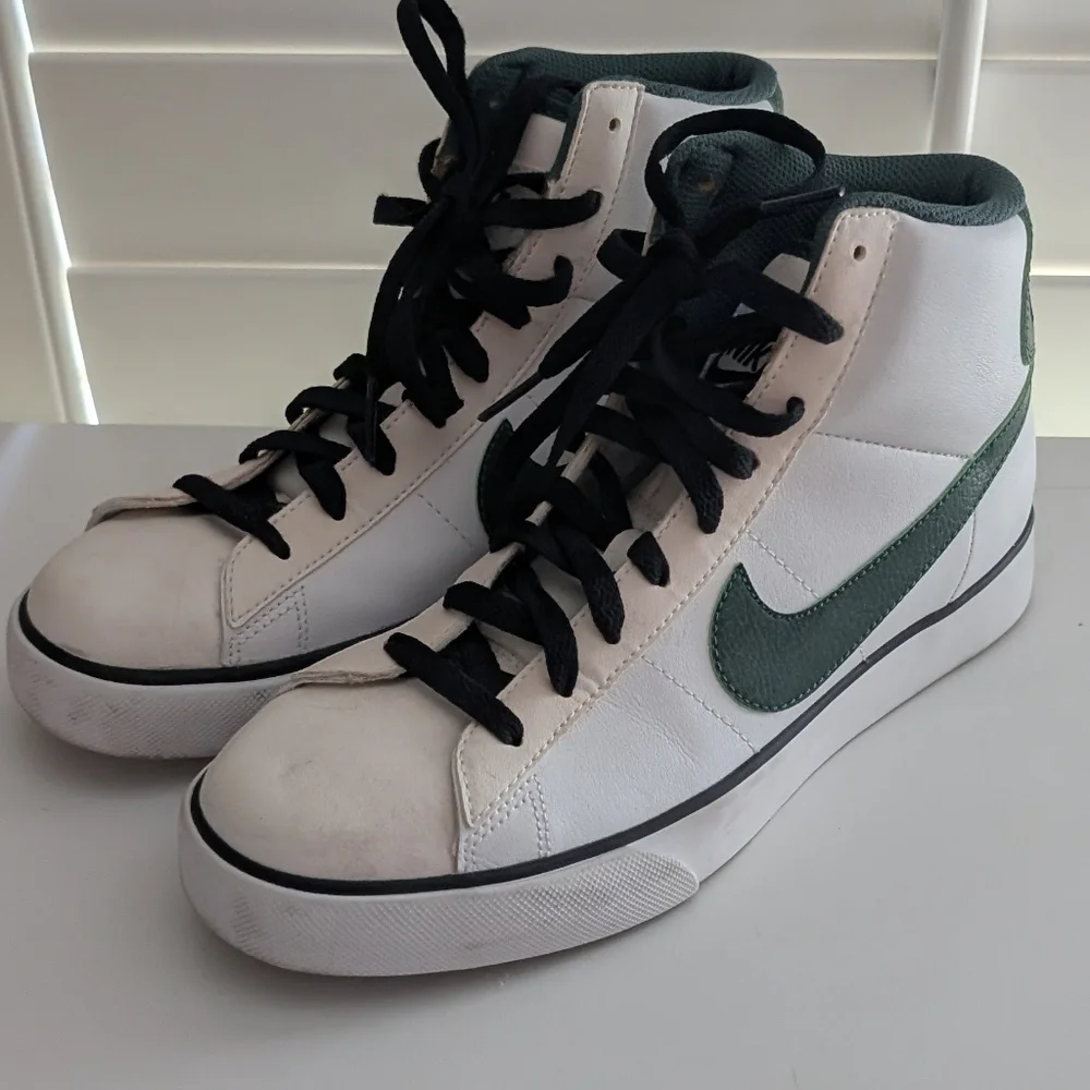 Nike euc cute